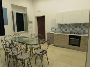 Enzo Home